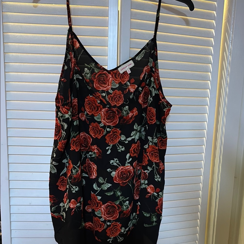 Red and Green Sleeveless Fitted Camisole